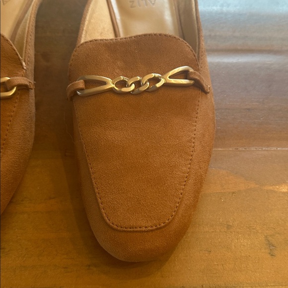 Naturalizer Tan Loafers - Picture 4 of 10